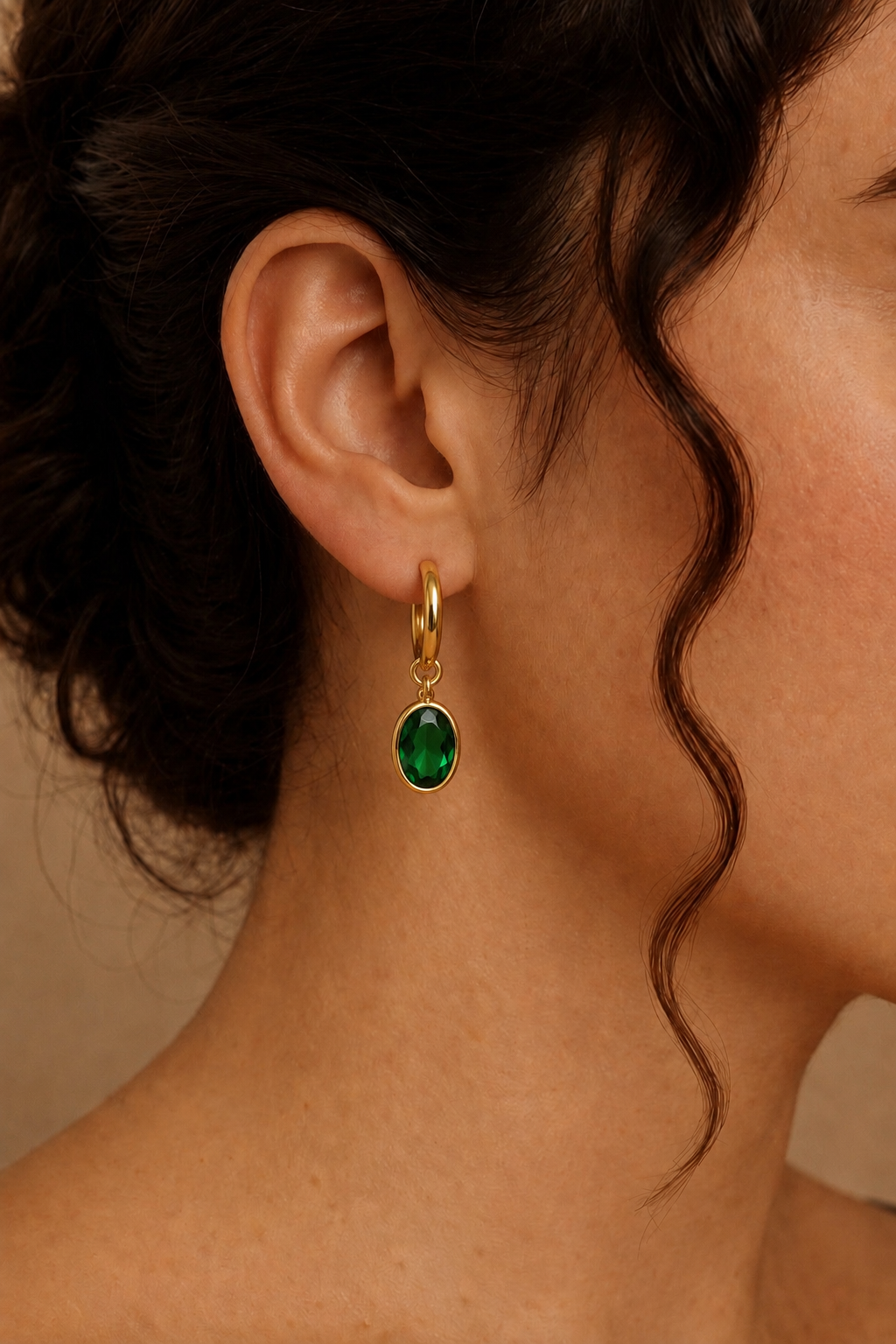 Emerald Green Oval Drop Earrings